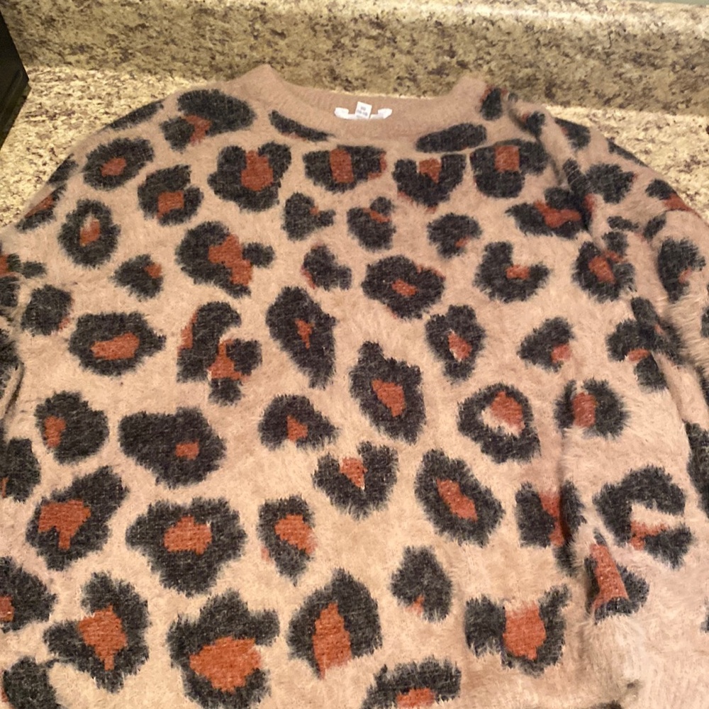 Nylon sweater